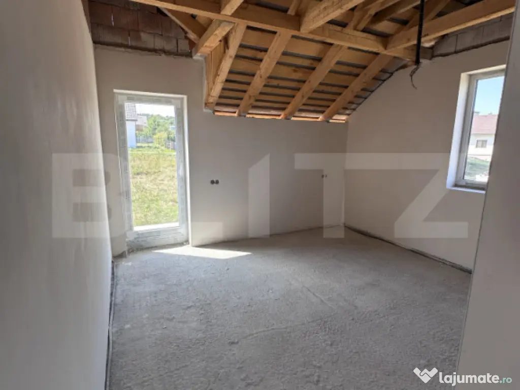 Casă nouă, priveliște panoramică, 400 mp teren