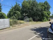 Teren , strada M. Sadoveanu, 7 ari. 