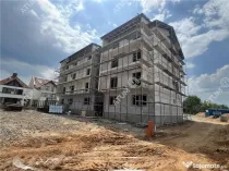 Apartament cu 3 camere decomandate etaj 1 zona Selimbar/Vasi
