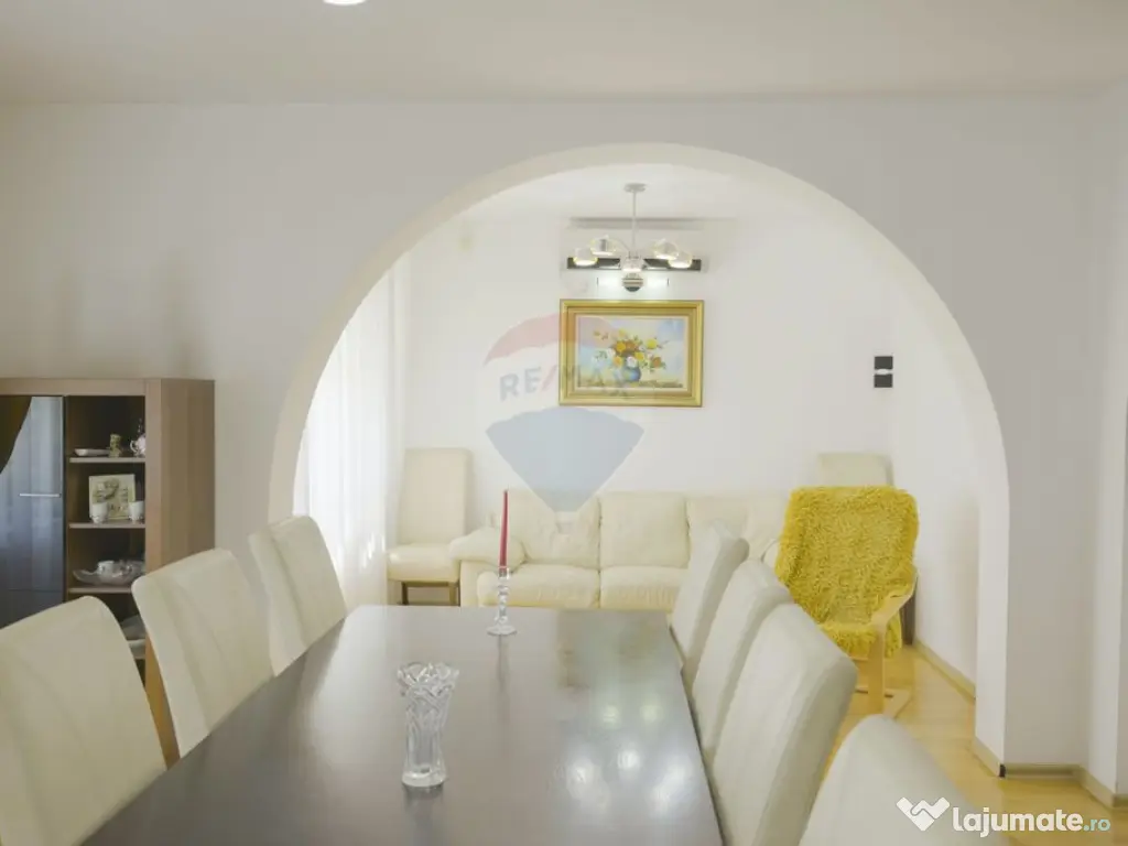 Casă cu piscină și teren de tenis – Girov, 10 min de...