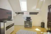Casă cu piscină și teren de tenis – Girov, 10 min de...