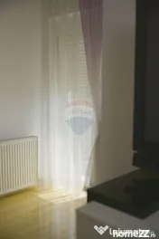 Casă cu piscină și teren de tenis – Girov, 10 min de...