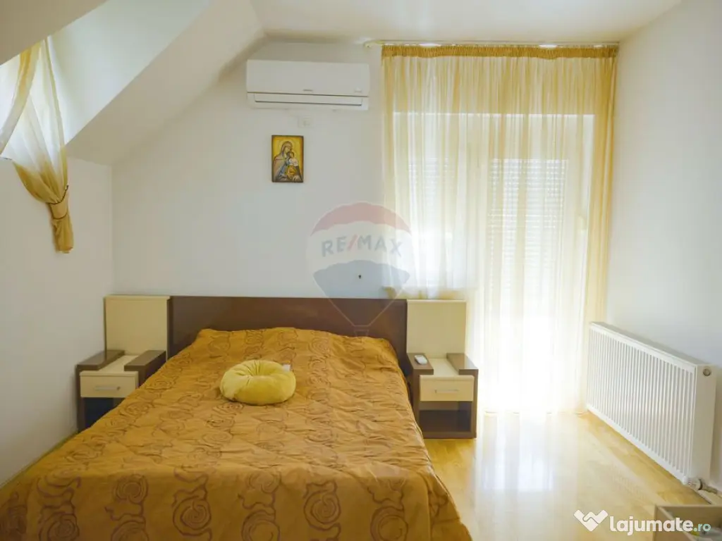 Casă cu piscină și teren de tenis – Girov, 10 min de...