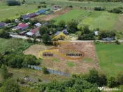 Teren intravilan - ideal pentru constructie 2 case - de v... 