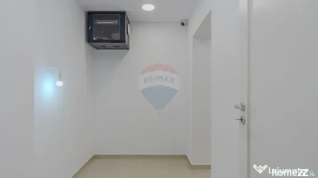 Clinica medicala-9 cabinete- URBAN PLAZA - bloc 15 parter!