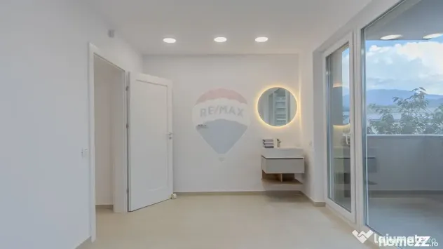 Clinica medicala-9 cabinete- URBAN PLAZA - bloc 15 parter!