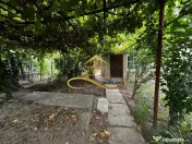 Casă individuală P+M în cartierul CFR Bacău 500 mp teren 