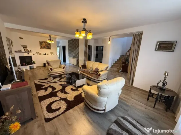 Casa P+1 toate utilitatile, 770mp teren, zona buna, mobil...