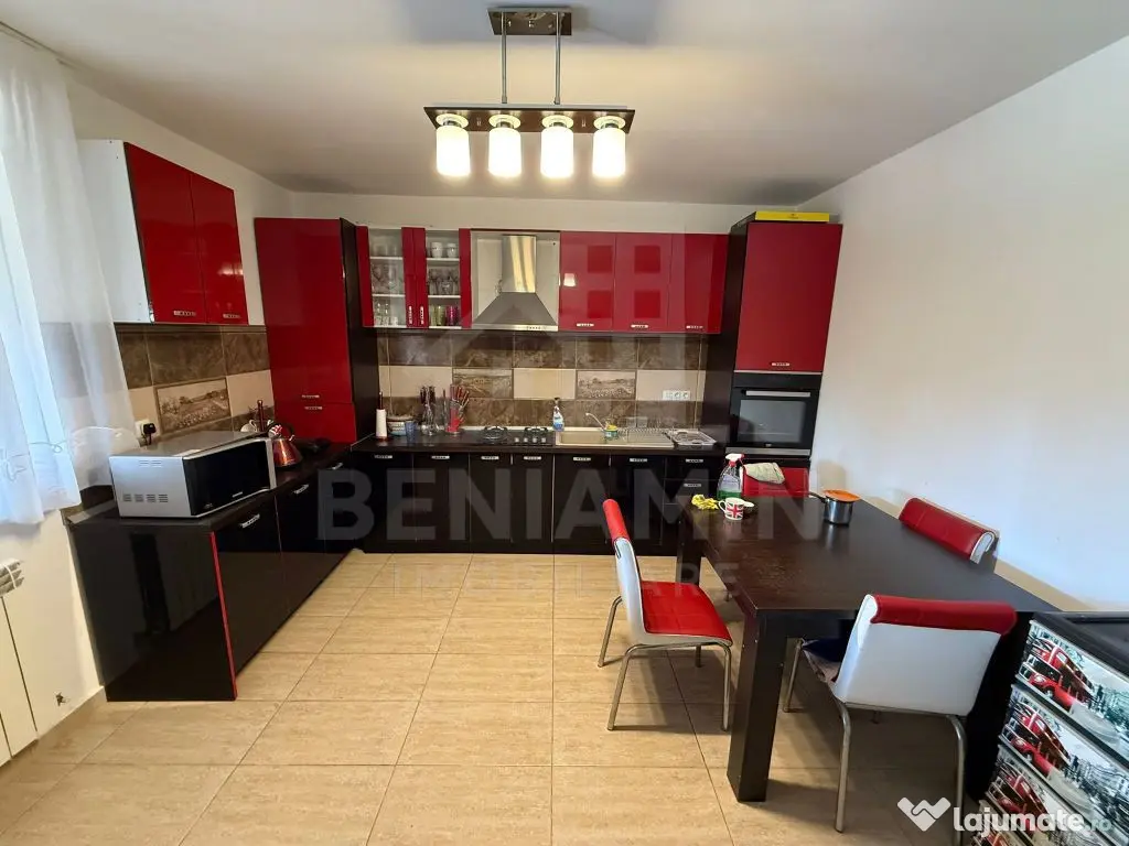 Casa P+1 toate utilitatile, 770mp teren, zona buna, mobil...