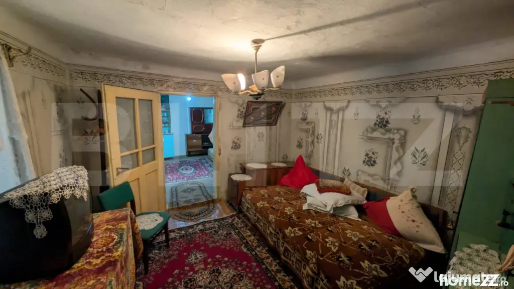 Bucșani 80mp, teren 2540mp casă de renovat - Bucsani (Dambovita)