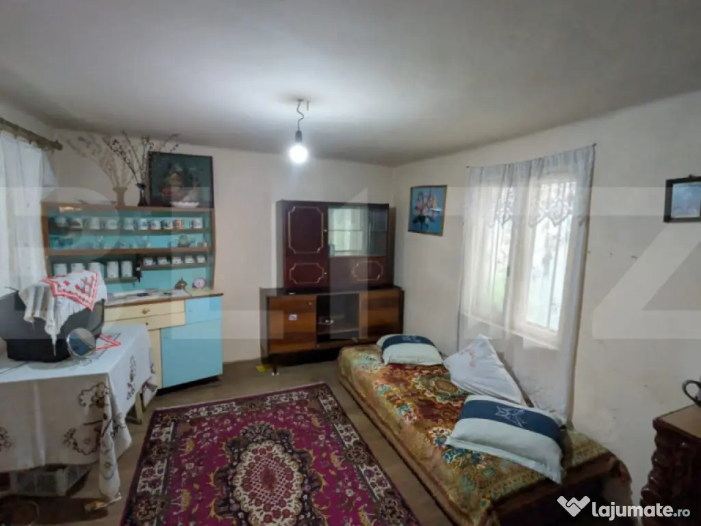 Bucșani 80mp, teren 2540mp casă de renovat