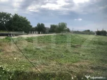 Teren intravilan, cu doua fronturi, zona Supuru de sus