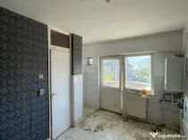 Apartament de 2 camere decomandat, 54 mp, etaj 4, zona Cated