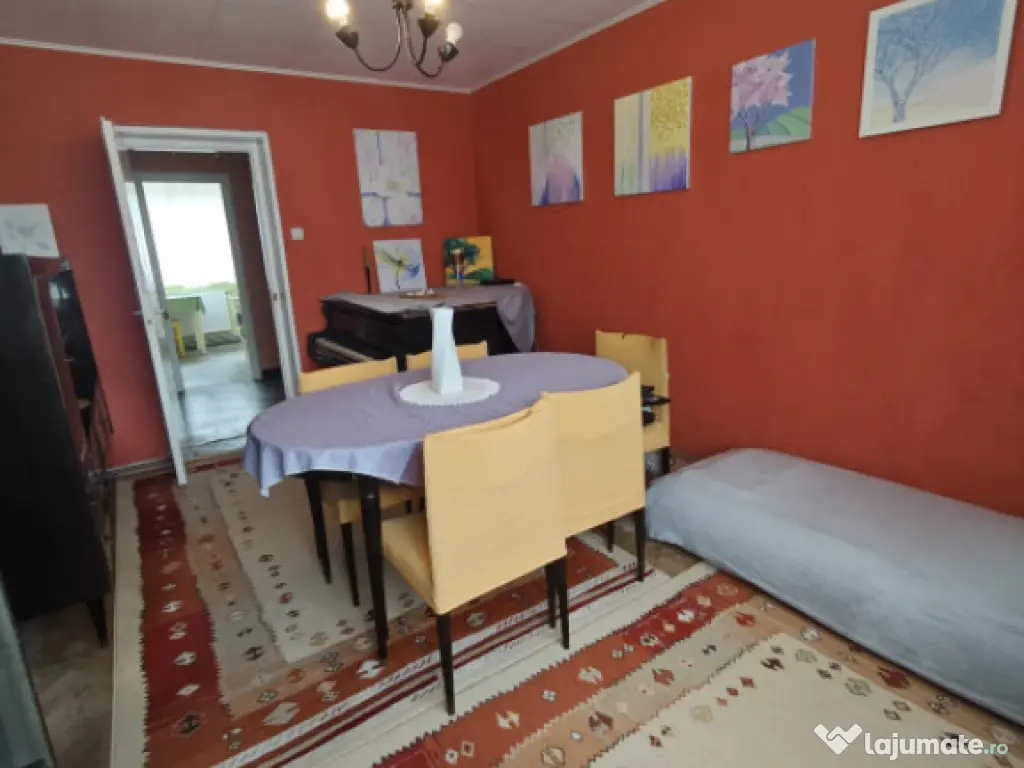 Apartament 4 camere, 2 băi, 70 mp – zonă verde și lini?