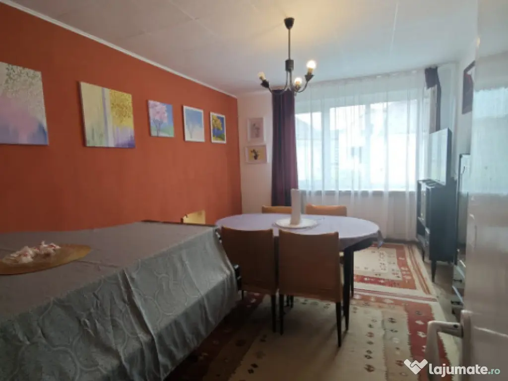 Apartament 4 camere, 2 băi, 70 mp – zonă verde și lini?