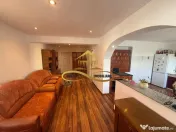 Casa de vanzare in Bacau Saucesti spatioasă cu etaj separat 