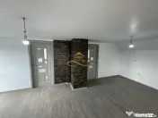 Casa de vanzare in Bacau Saucesti spatioasă cu etaj separat 