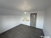 Casa de vanzare in Bacau Saucesti spatioasă cu etaj separat 