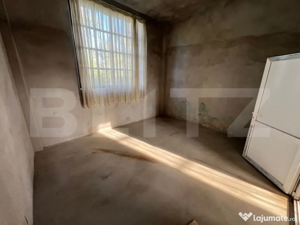 Spațiu industrial + spații de cazare/birouri de închiriat