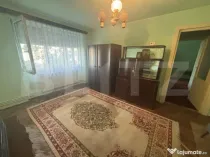 Apartament de vanzare, cu 2 camere, 50 mp, zona Drumul Botiz