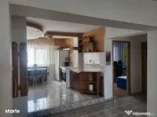 Apartament cu 3 Camere Decomandate Zona Marasesti 