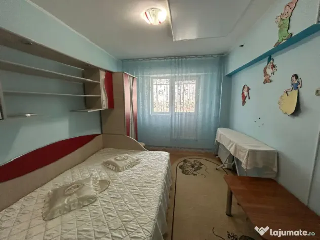 Apartament 3 camere, suprafata 75mp, Calarasilor Viziru 3