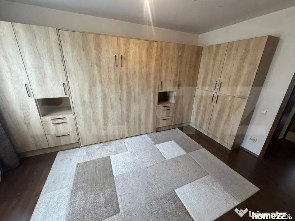Apartament 3 camere, decomandat, 68 mp utili, zona Tineretul - Floresti (Cluj)