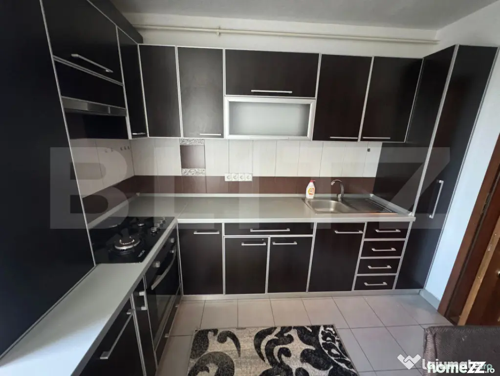 Apartament 3 camere, decomandat, 68 mp utili, zona Tineretul - Floresti (Cluj)
