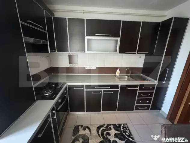 Apartament 3 camere, decomandat, 68 mp utili, zona Tineretul - Floresti (Cluj)