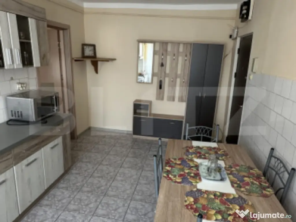 Apartament semidecomandat cu 2 camere, mobilat - Nufarul