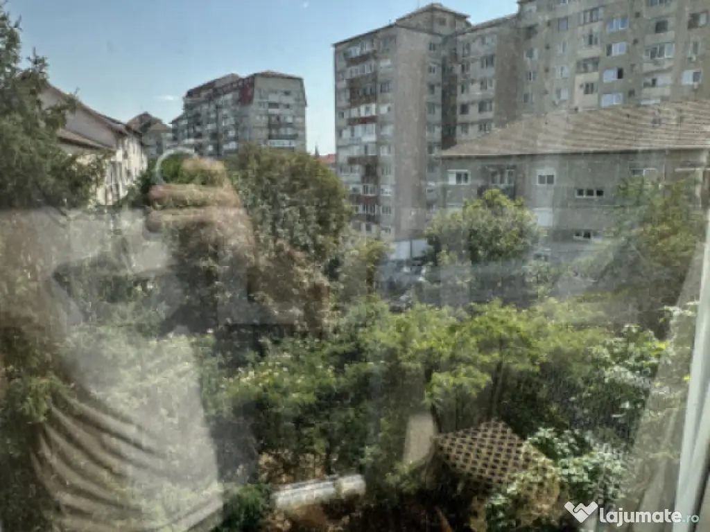 Apartament semidecomandat cu 2 camere, mobilat - Nufarul