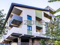 Ap. 3 Camere, 87 mp, decomandat, 2 balcoane, zona de case...