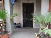 2 cam - zona Parneava - la casa 