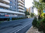 Spatiu Comercial de Inchiriat/Vanzare cu front stradal in... 