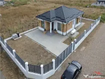 Casa de , in cartier nou Focsani Nord - Petresti -