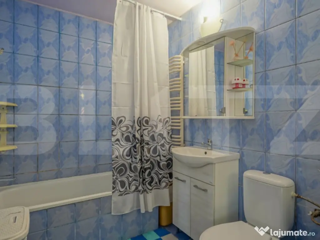 Casa cu 7 camere, 150 mp utili, garaj si curte amenajata, zo