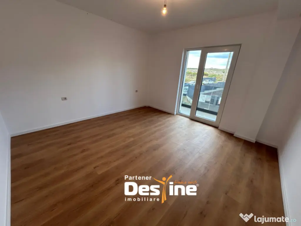 Comision 0% Casă individuala loc parcare si terasa Asfalt