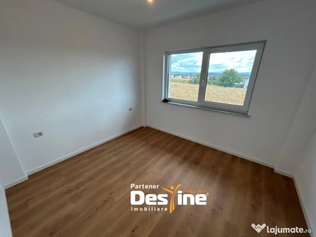 Comision 0% Casă individuala loc parcare si terasa Asfalt