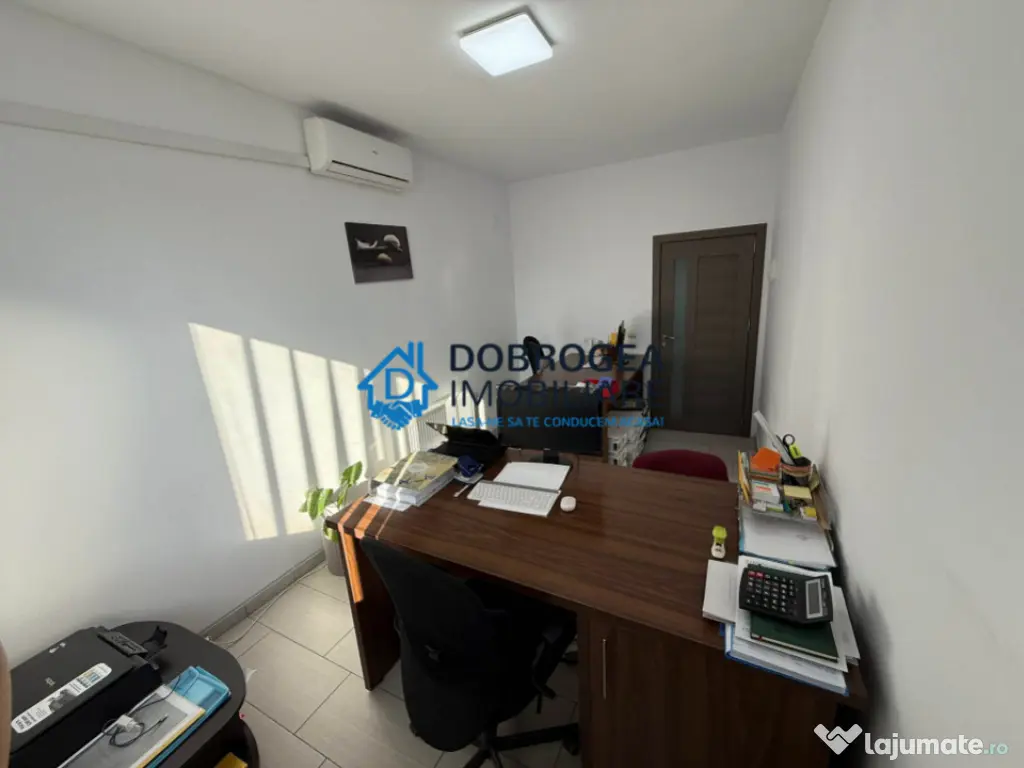 ZONA ROSA - 3 camere, 80 mp, ideal birouri, etaj 2, parcare