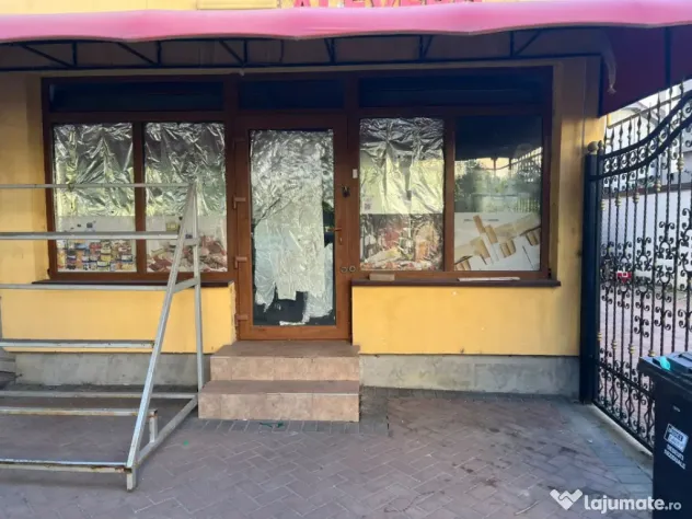 Spatiu comercial de inchiriat, 25 mp, zona Cornitoiu