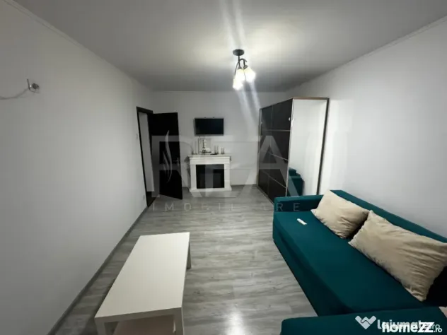 2 Camere , Decomandat , 5 minute metrou Aparatorii Patriei - Bucuresti (Bucuresti-Ilfov)
