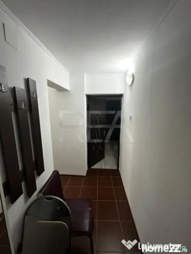 2 Camere , Decomandat , 5 minute metrou Aparatorii Patriei - Bucuresti (Bucuresti-Ilfov)