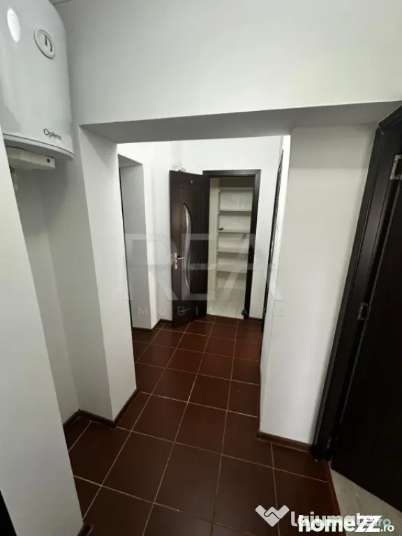 2 Camere , Decomandat , 5 minute metrou Aparatorii Patriei - Bucuresti (Bucuresti-Ilfov)