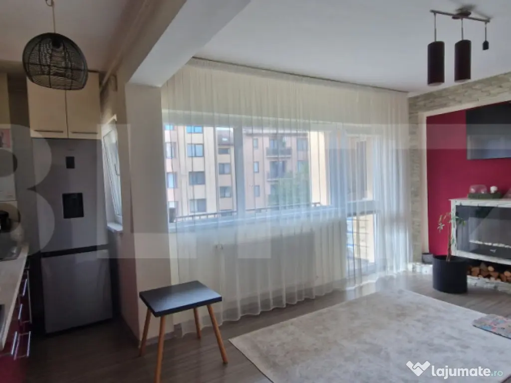 Apartament 3 camere – mobilat și utilat complet, etaj int