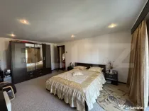Casă superbă cu 6 camere, 200 mp, în Râpaș