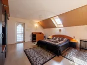 Casa visurilor cu livada roditoare si gradina amenajata Darm 