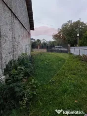 De vanzare 70 ari de teren cu casa de 82 mp 