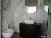 Apartament 3 camere semidecomandat zona Eroilor 