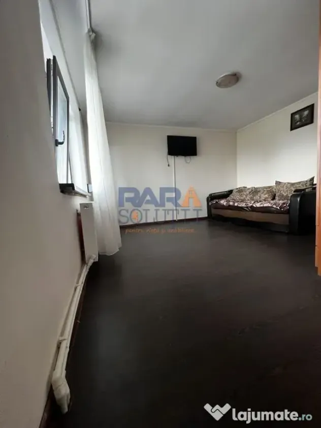 Casă Cordun, 2 dormitoare + living, 1000 mp teren