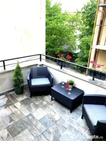 Clădire istorică consolidată, locuință sau business, ul